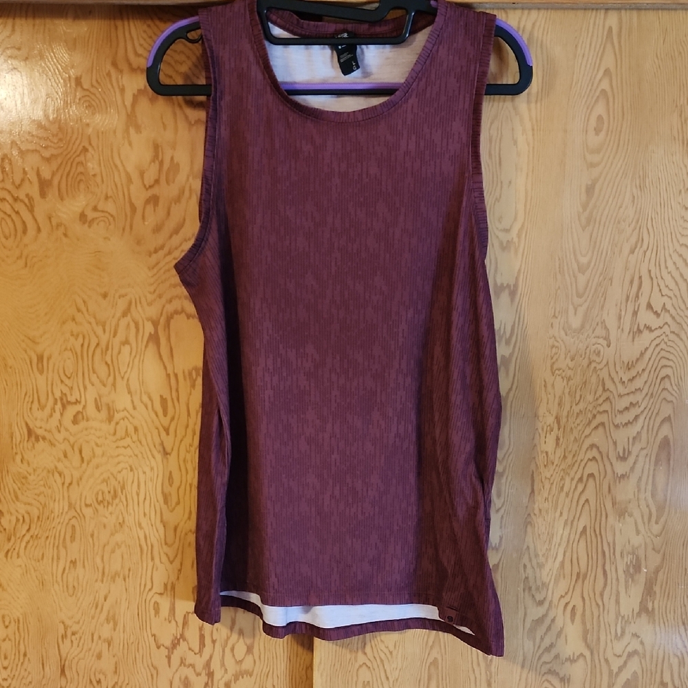 Mountain Hardwear Women's Tank Top - Maroon